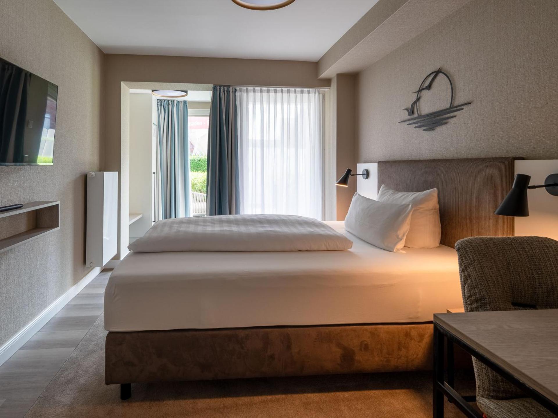 Hotel Am Schlosspark Garni Хузум Екстериор снимка